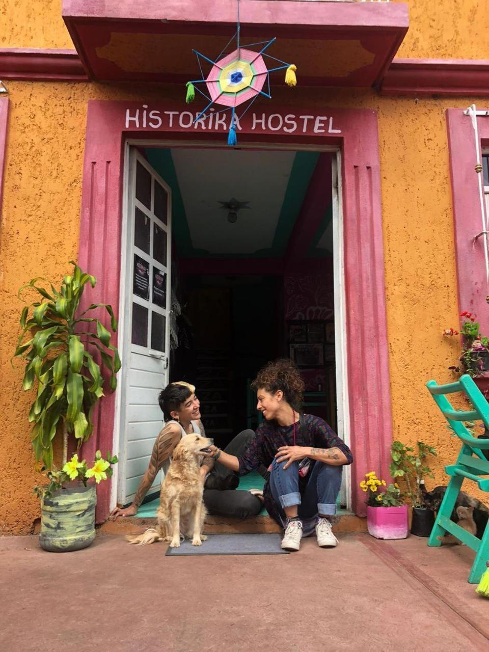 Entrada del Historika Hostel