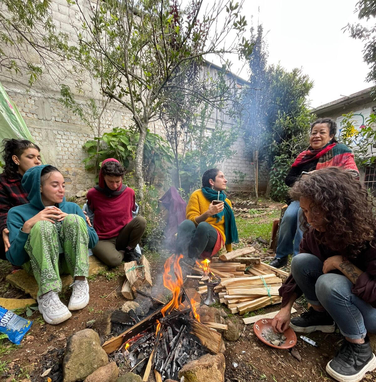 Encuentro al fuego en la huerta de Histórika